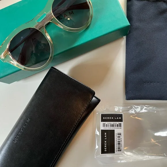 New Derek Lam Kim Sunglasses Nude Crystal Defect to case New Derek Lam Kim Sunglasses Nude Crystal Defect to case main image 3